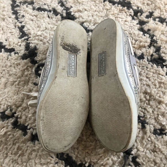 Sperry Silver Sequin Boat Shoe - 7M - Picture 2 of 3